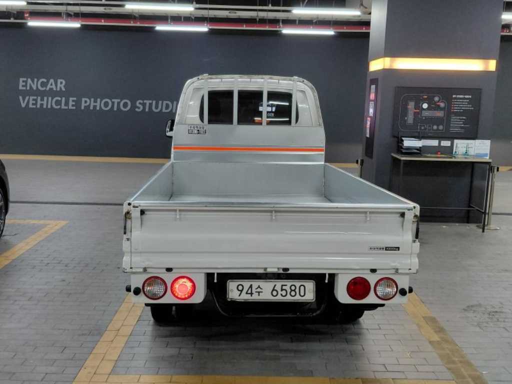 Small Truck Cargo (small) - Vista 4