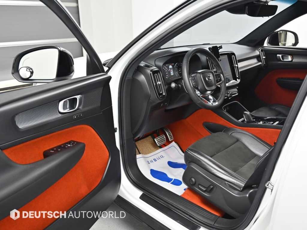 Volvo XC40 - Vista 11