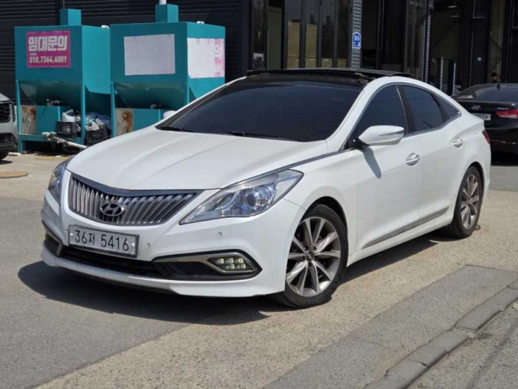 HYUNDAI Grandeur - Vista 2