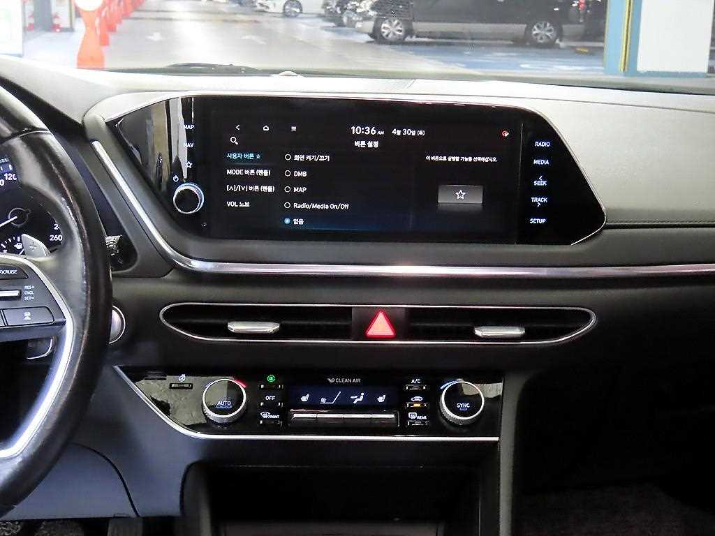 HYUNDAI Sonata - Vista 11