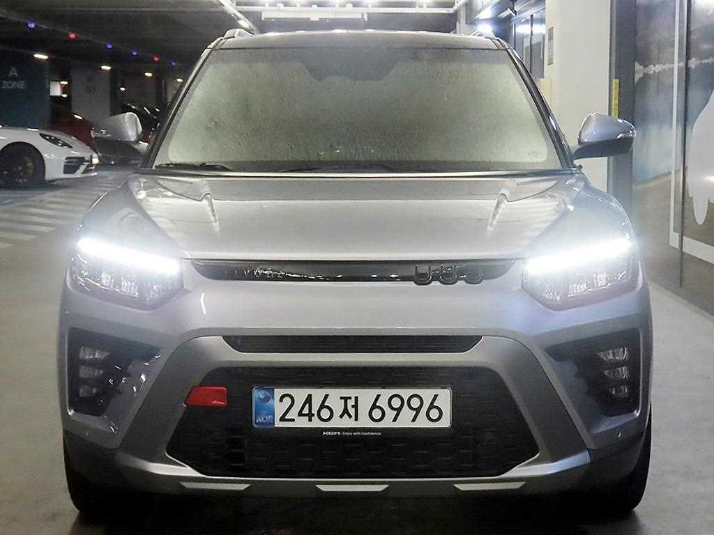 Ssangyong Tivoli - Vista 2
