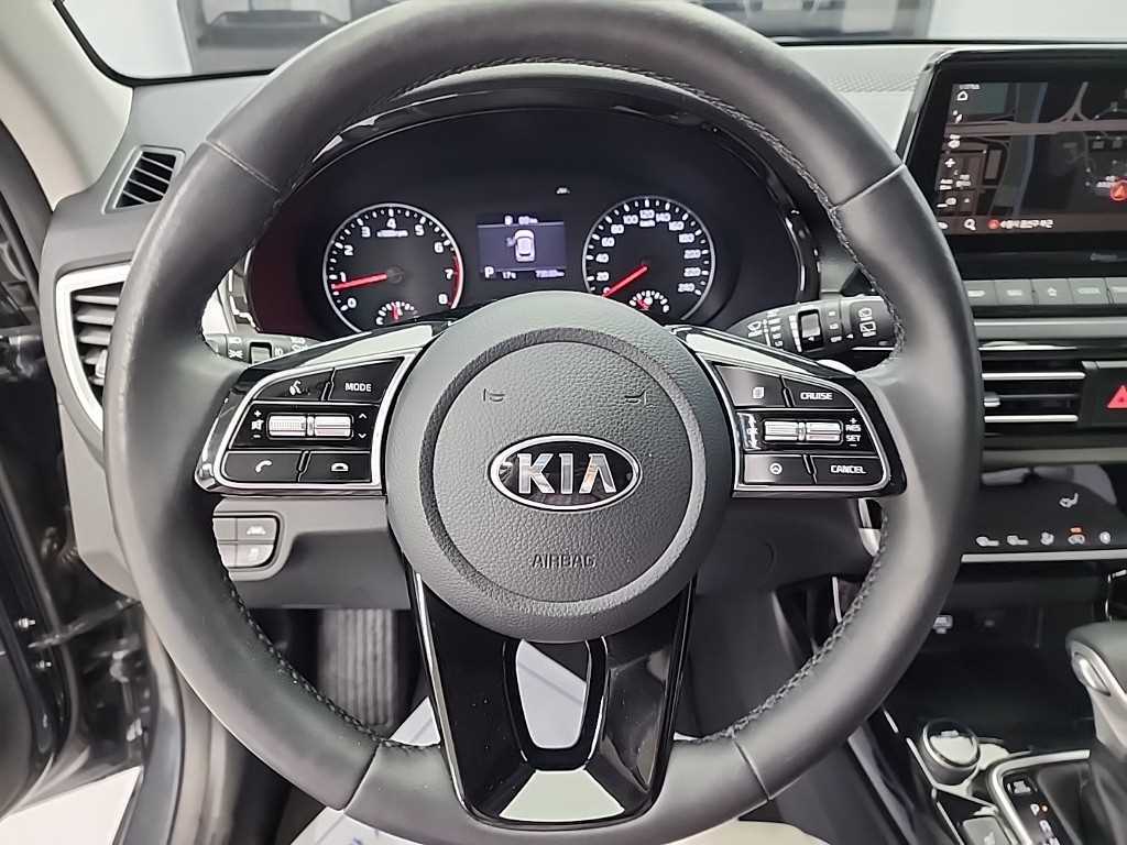 KIA Seltos - Vista 9