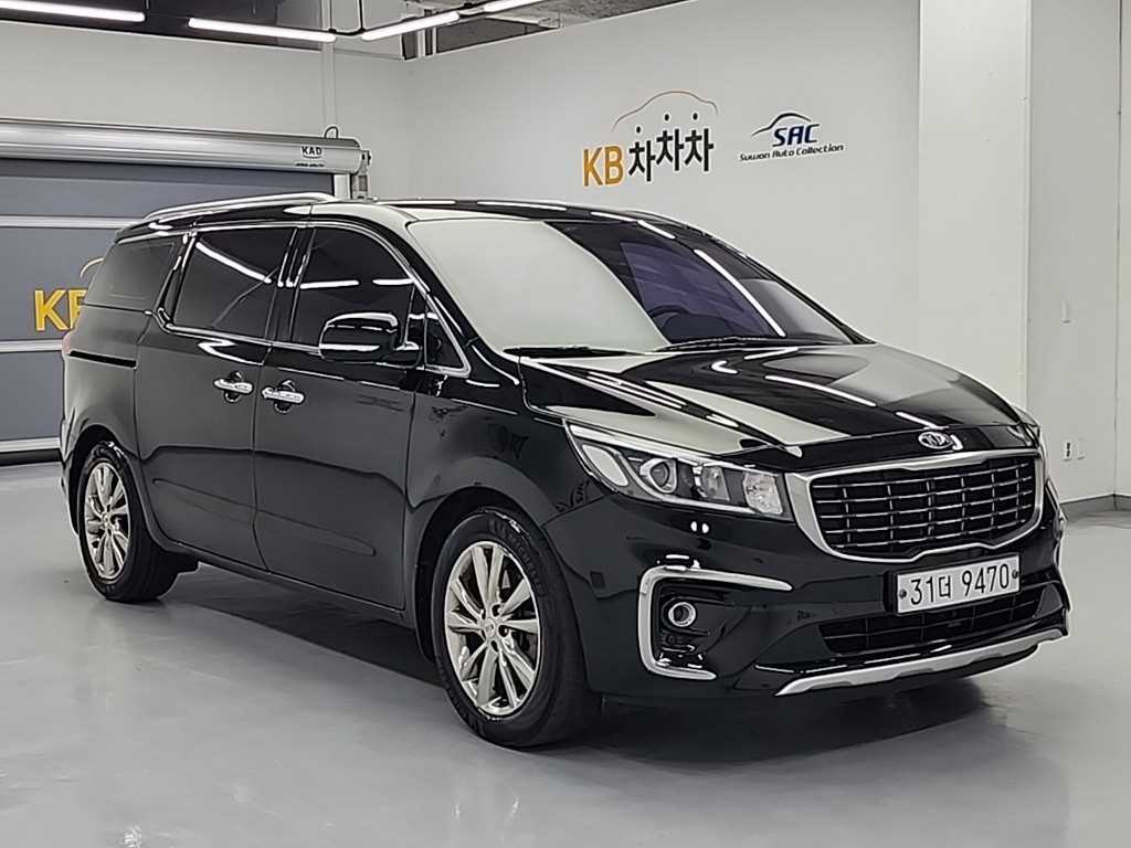 KIA Carnival - Vista 4