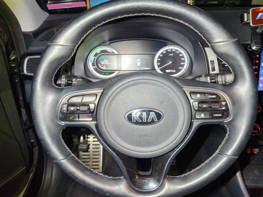 KIA Niro 2017 Negro - Importación desde Corea - HF Imports Iquique - Foto 13