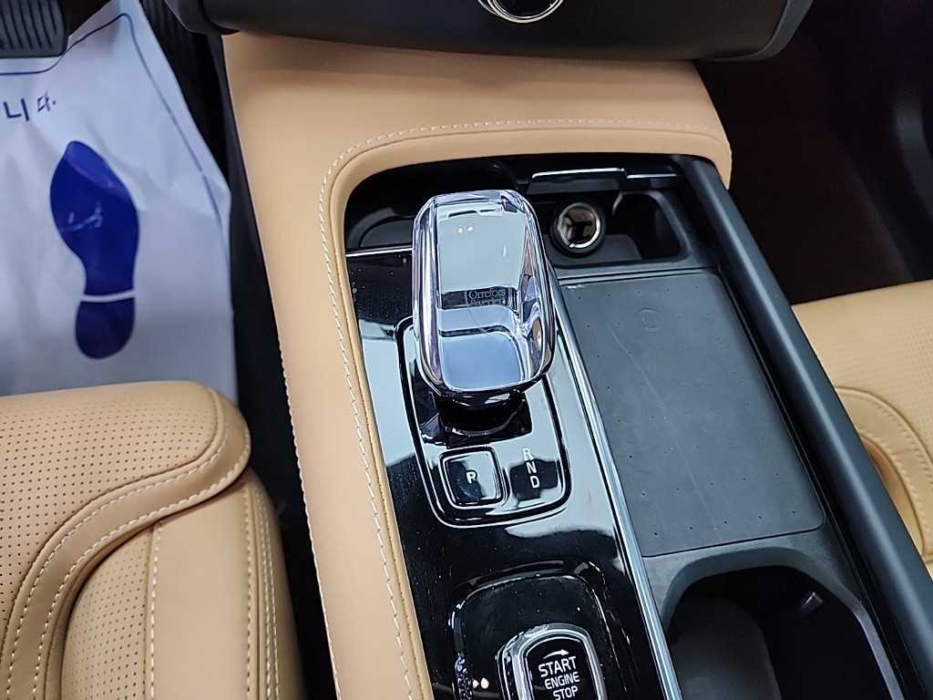 Volvo XC90 - Vista 8
