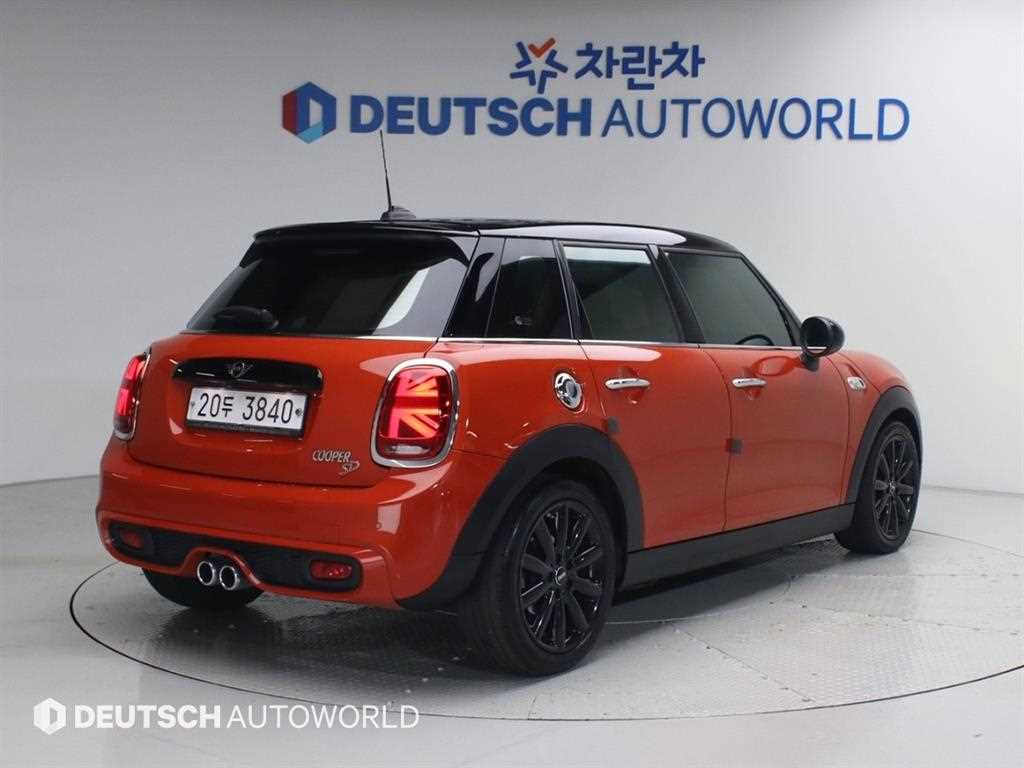 Mini Cooper - Vista 2