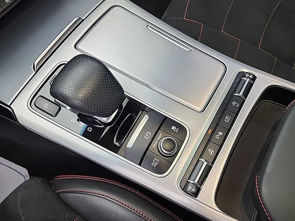 KIA Stinger - Vista 8