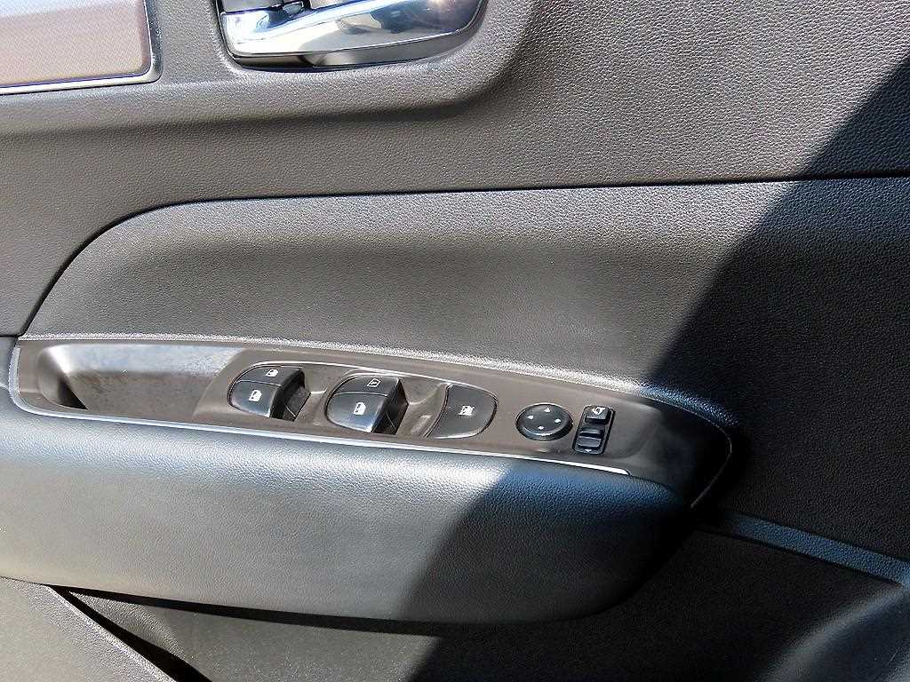 SAMSUNG QM6 - Vista 11