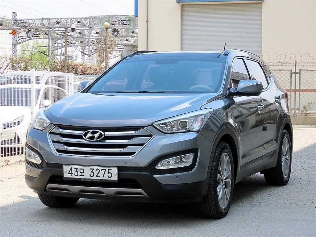 HYUNDAI Santa Fe - Vista 2