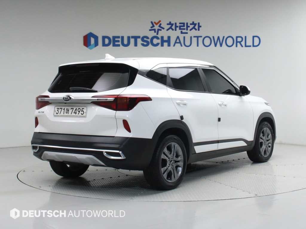 KIA Seltos - Vista 2