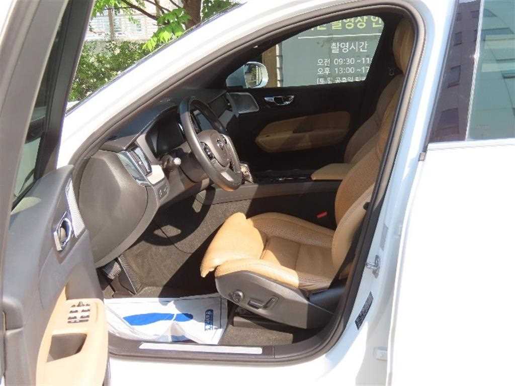 Volvo XC60 2018 - Importación desde Corea - HF Imports Iquique - Foto 13