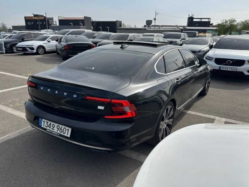 Volvo S90 - Vista 4