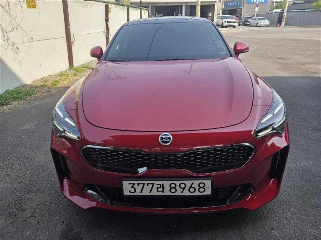 KIA Stinger - Vista 3