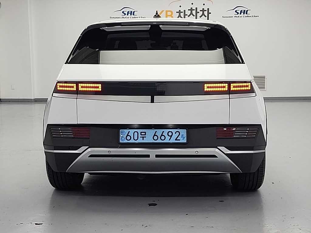 HYUNDAI Ioniq 5 - Vista 3