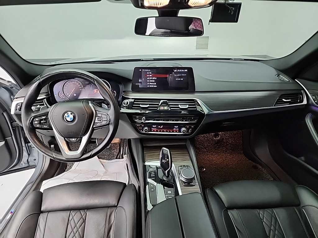 BMW 5 Series - Vista 7