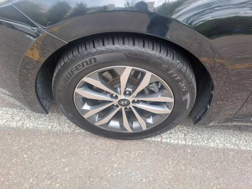 HYUNDAI Grandeur - Vista 3