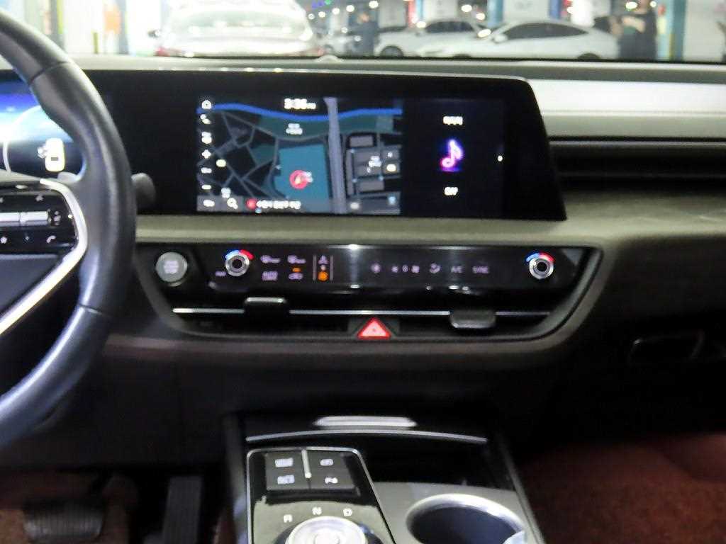 KIA K8 - Vista 11