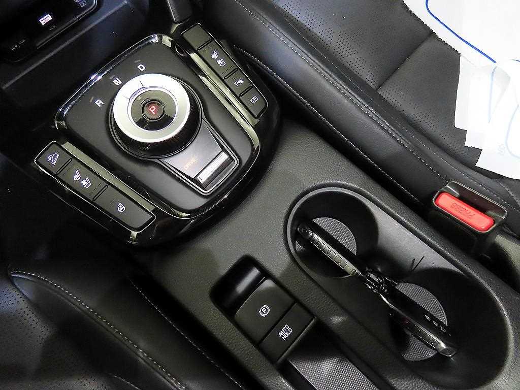 KIA Seltos - Vista 12