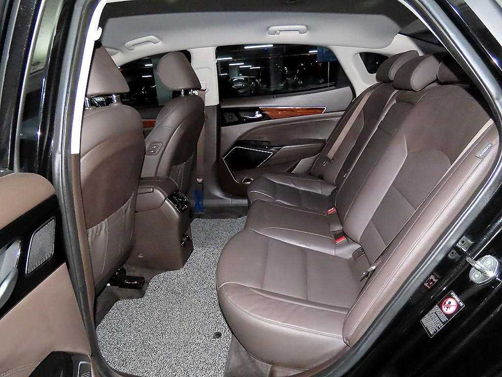 KIA K7 - Vista 7