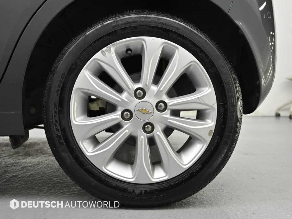 Chevrolet Spark - Vista 5