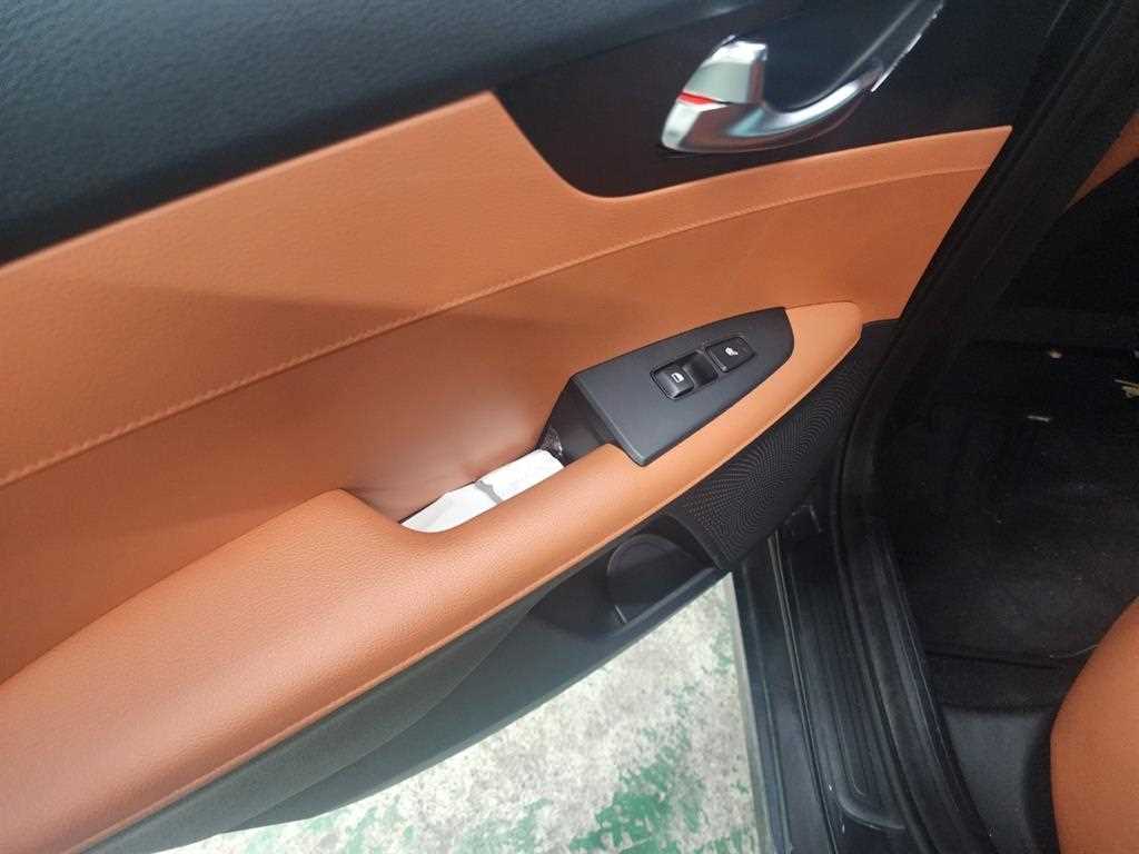 KIA K3 2023 Gris - Importación desde Corea - HF Imports Iquique - Foto 19