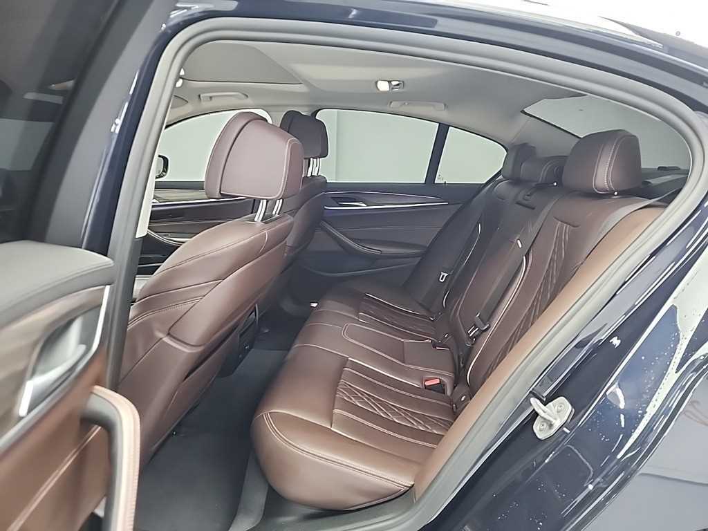 BMW 5 Series - Vista 12