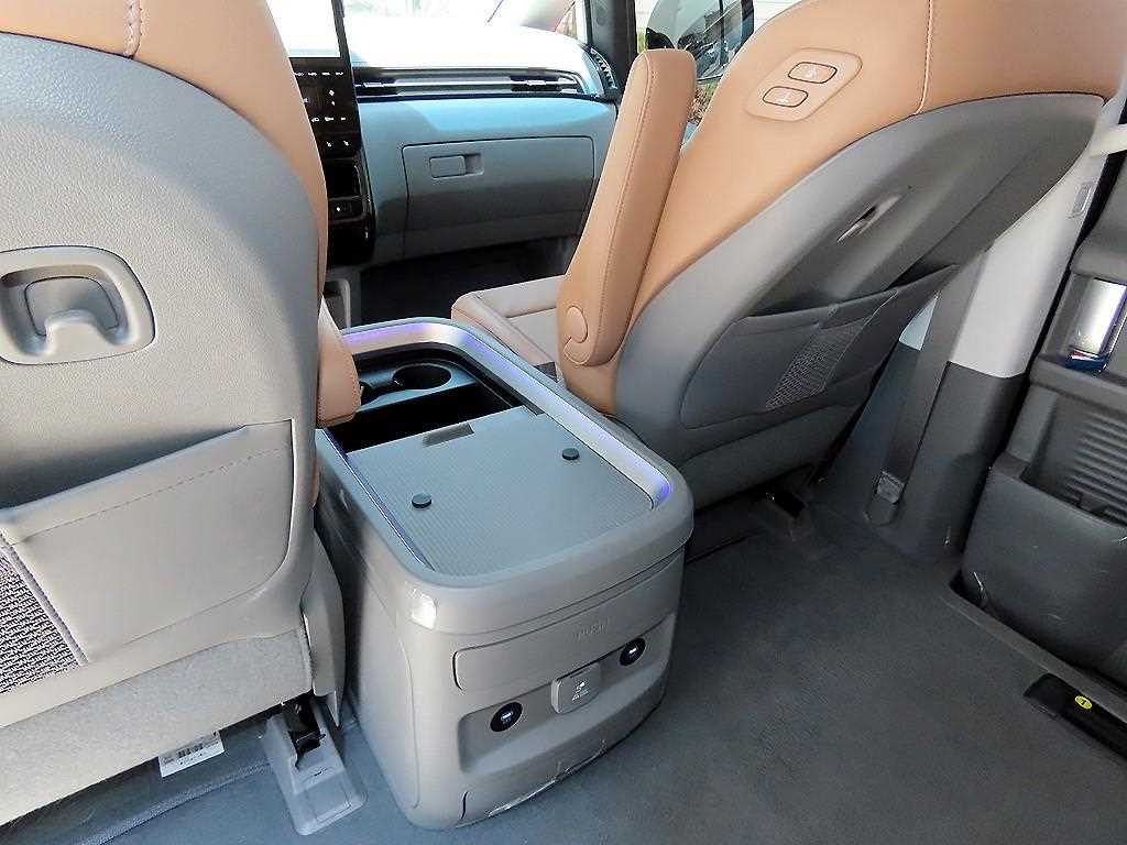 HYUNDAI Staria 2025 Negro - Importación desde Corea - HF Imports Iquique - Foto 15