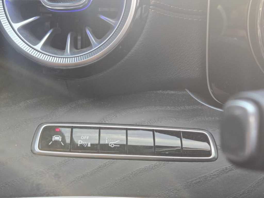 Mercedes Benz E class - Vista 6