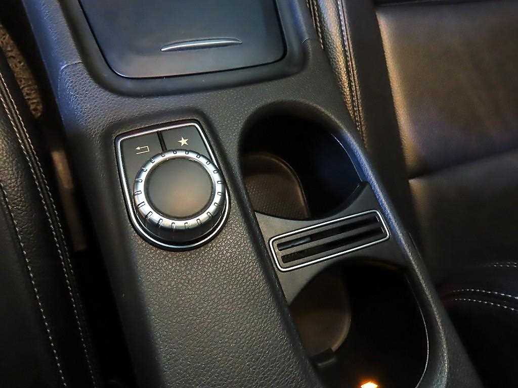 Mercedes Benz CLA Class 2016 Blanco - Importación desde Corea - HF Imports Iquique - Foto 16
