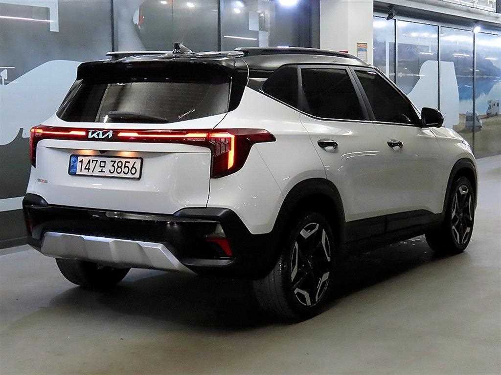 KIA Seltos - Vista 4