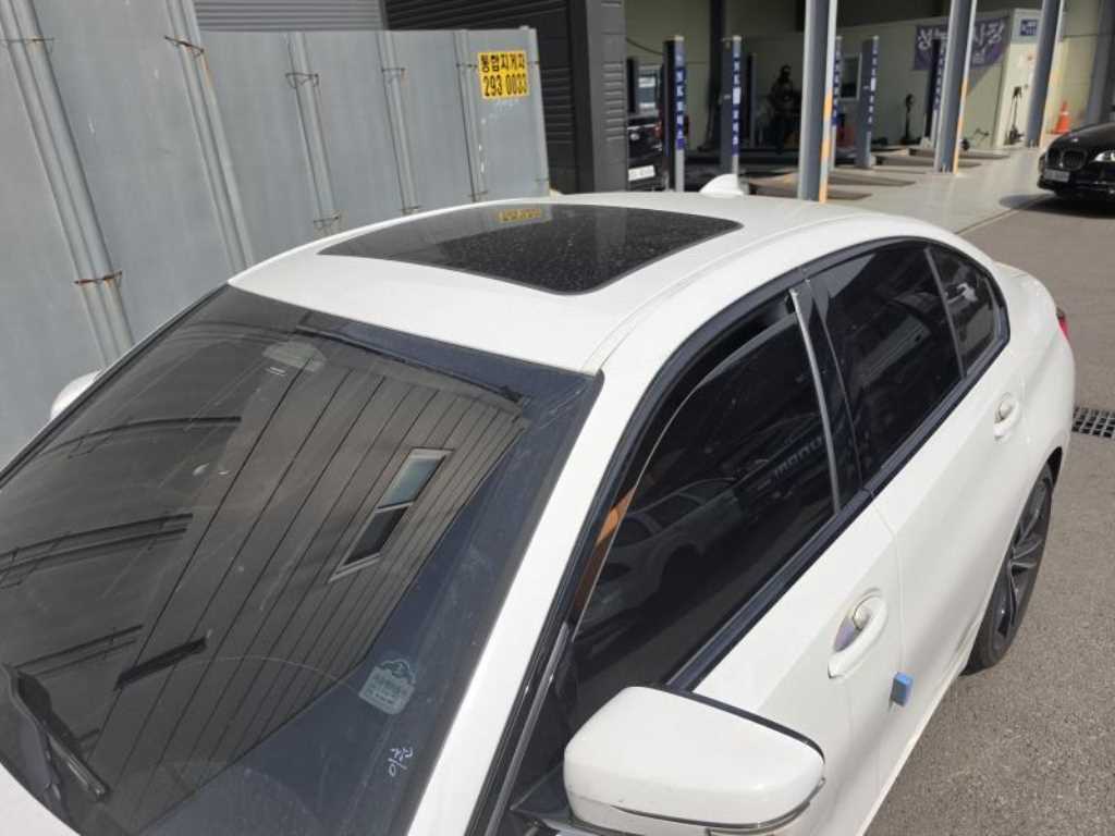 BMW 3 series - Vista 3