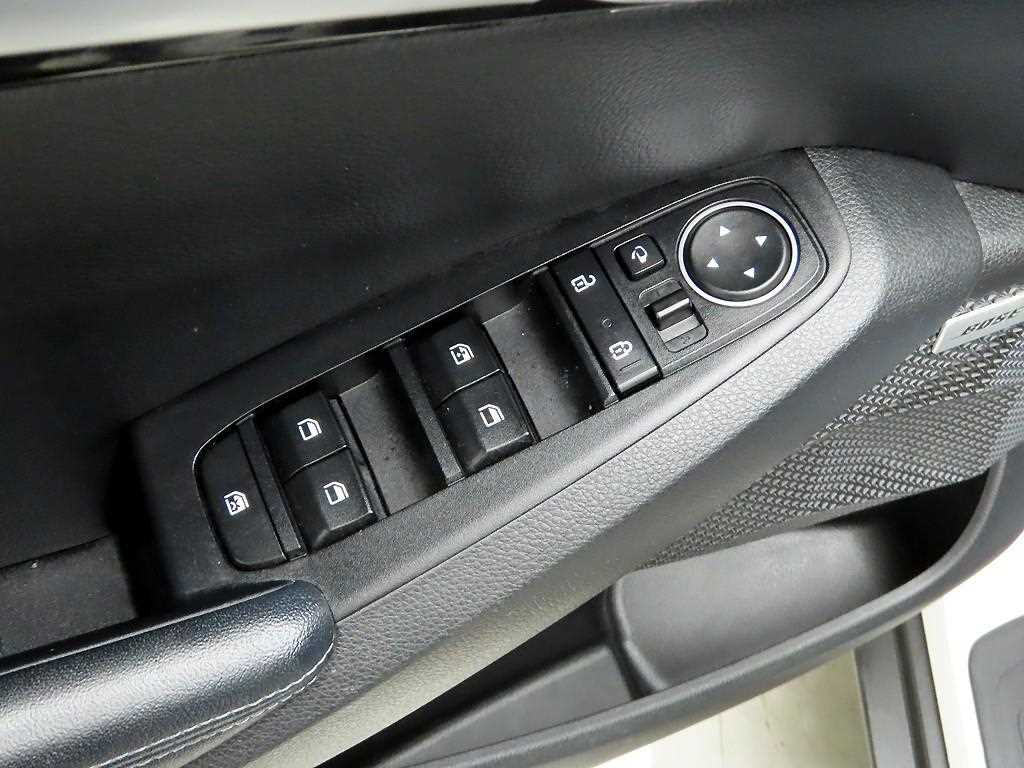 KIA Seltos - Vista 12