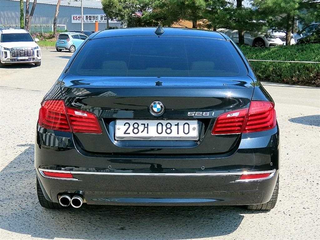 BMW 5 Series - Vista 5