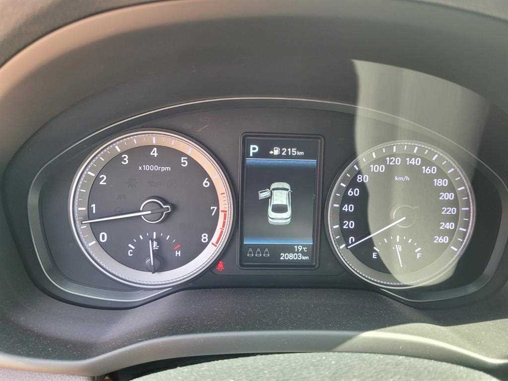 HYUNDAI Grandeur - Vista 2