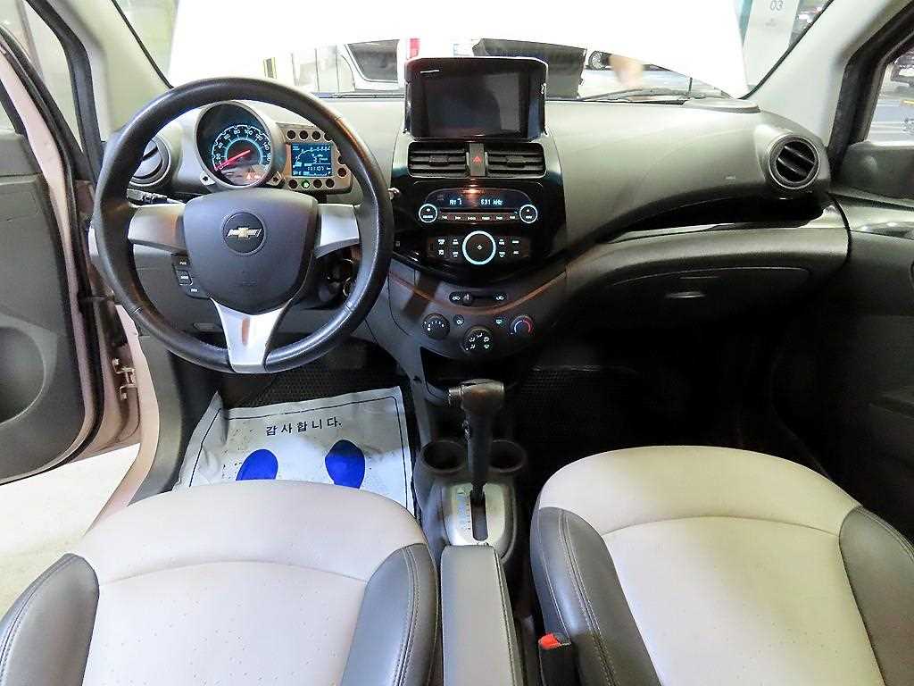 Chevrolet Spark - Vista 10