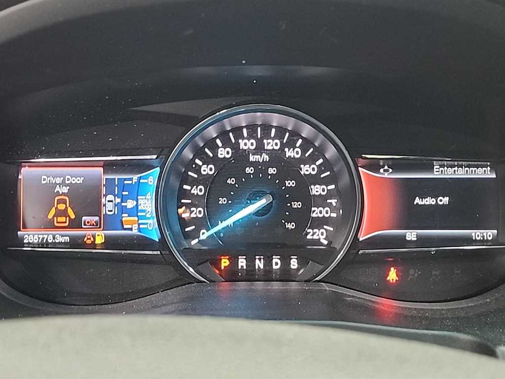 Ford Explorer - Vista 6