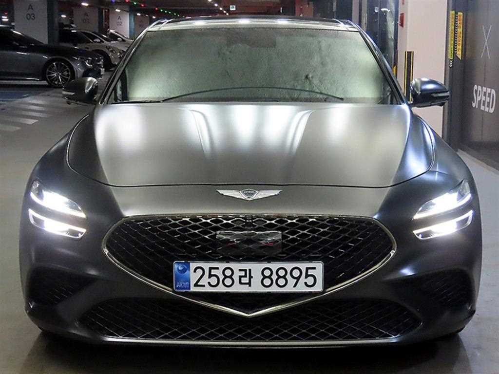 Genesis G70 - Vista 2