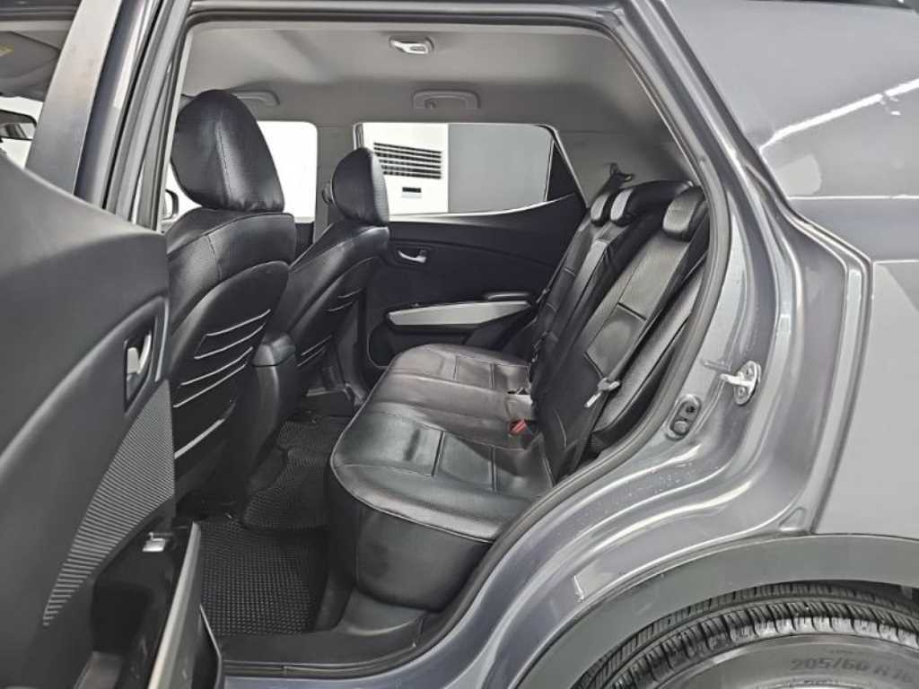 Ssangyong Tivoli 2017 Gris - Importación desde Corea - HF Imports Iquique - Foto 16