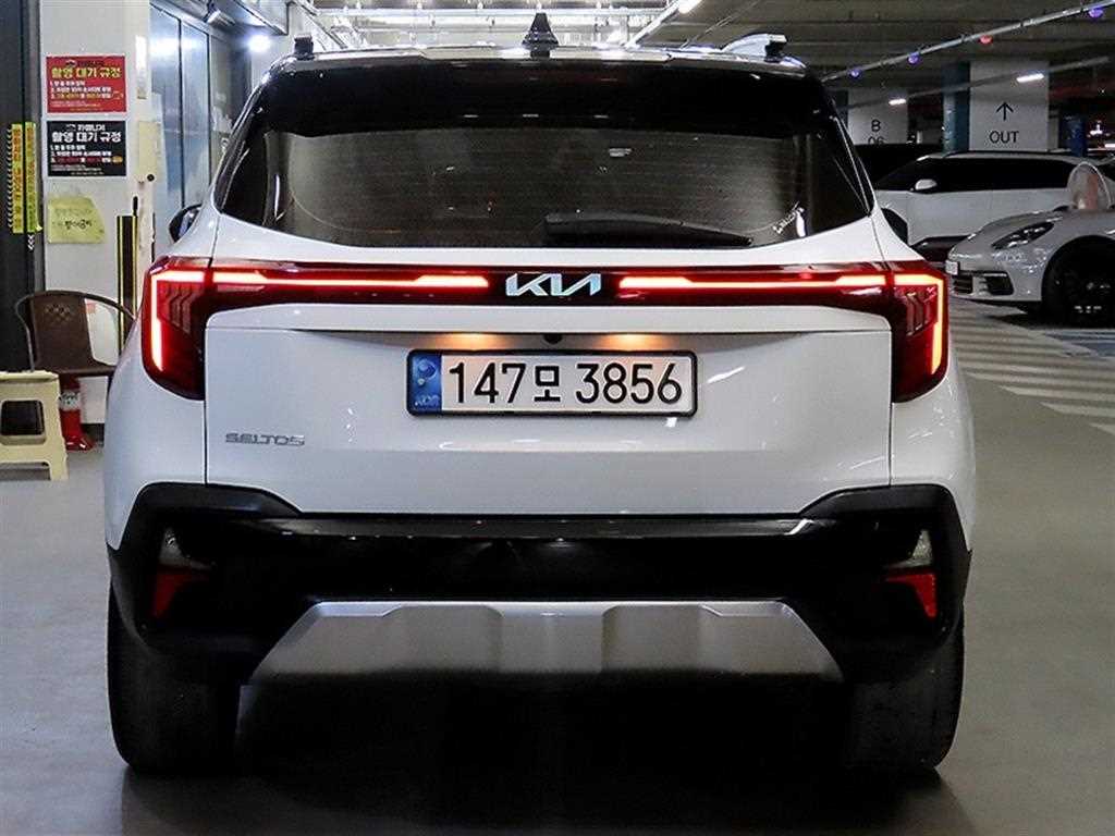 KIA Seltos - Vista 5