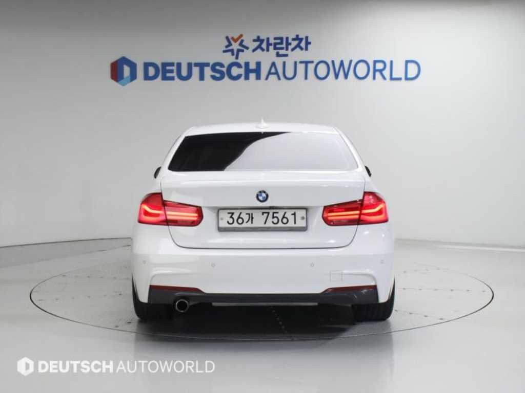 BMW 3 series - Vista 4
