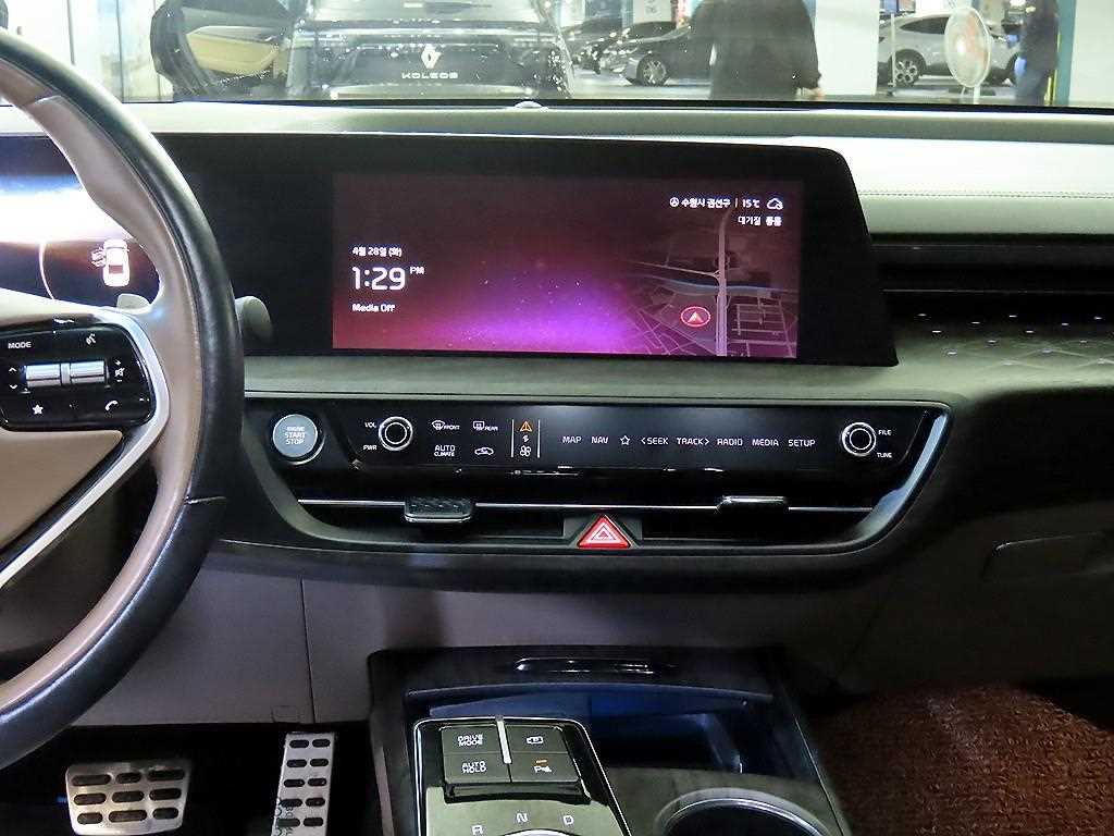 KIA K8 - Vista 11