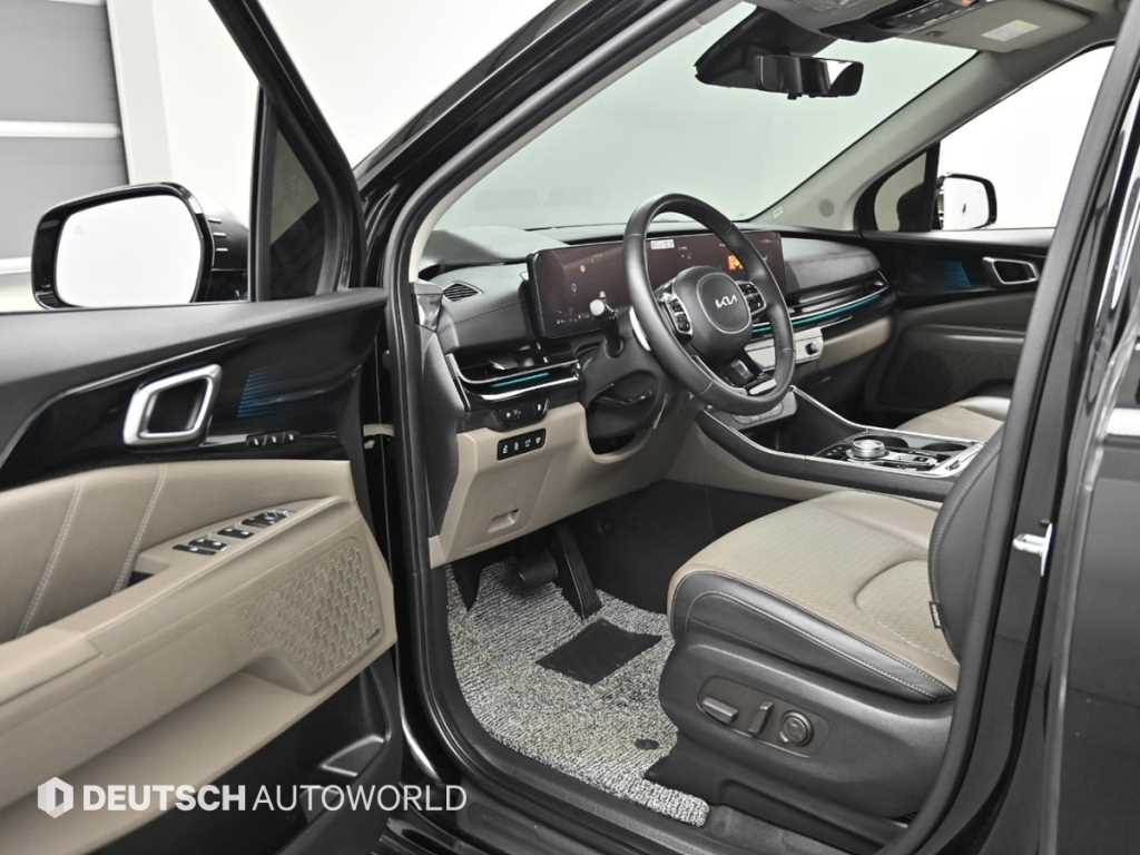 KIA Carnival - Vista 11