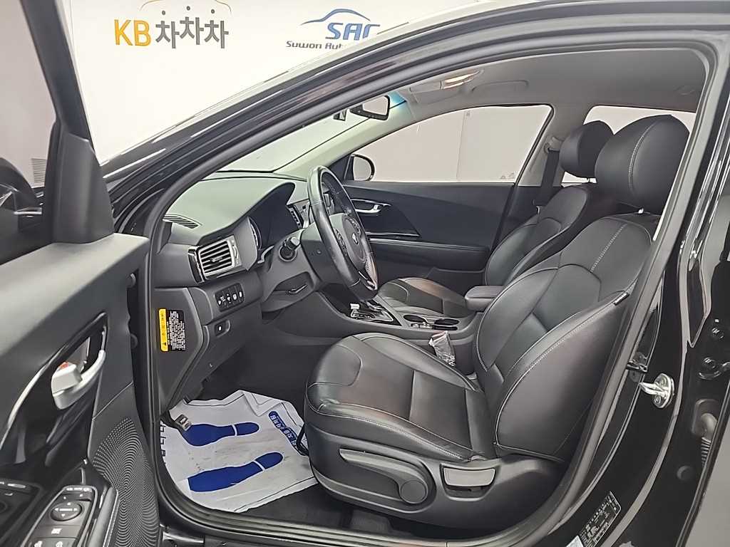 KIA Niro - Vista 11