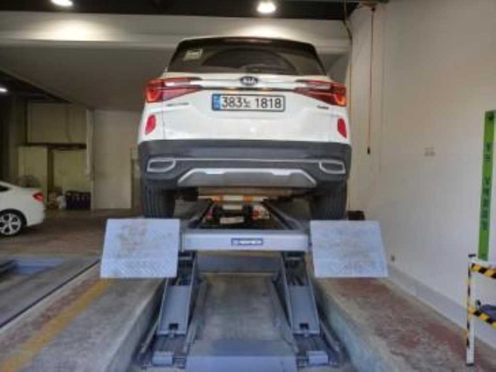 KIA Seltos - Vista 2