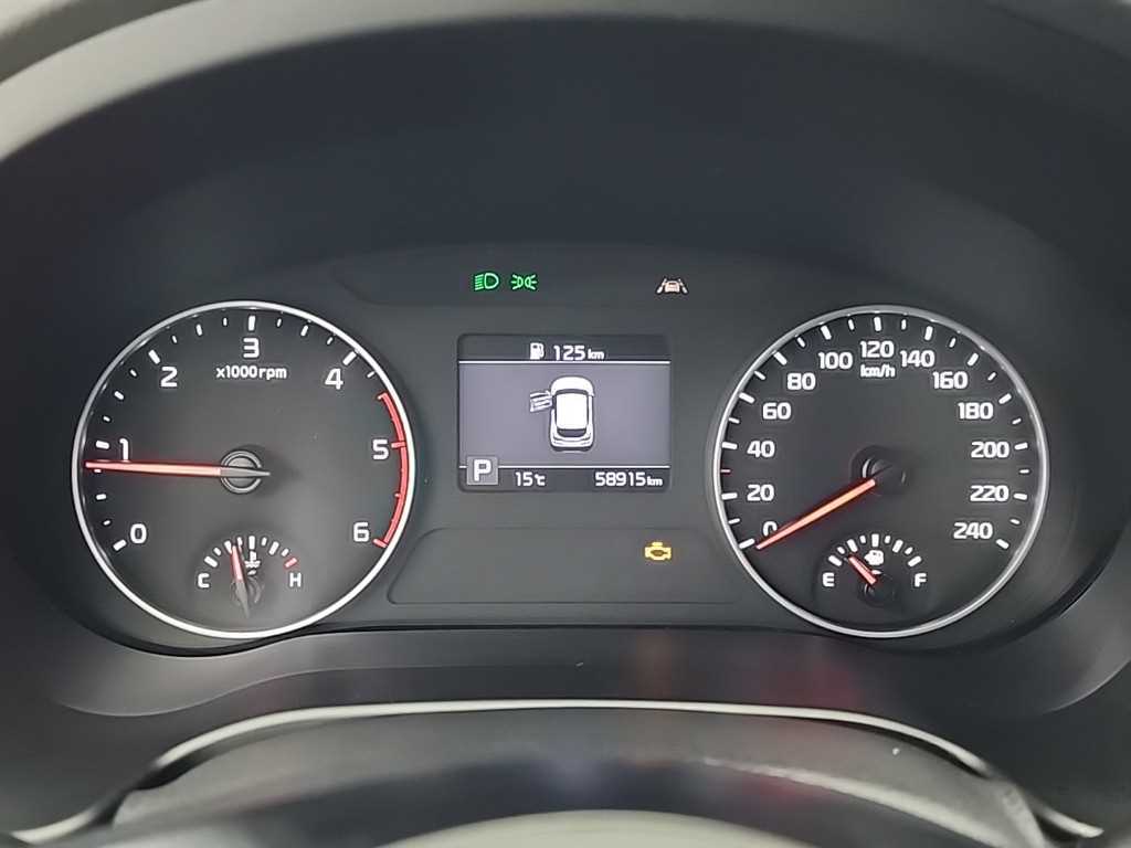 KIA Seltos - Vista 6
