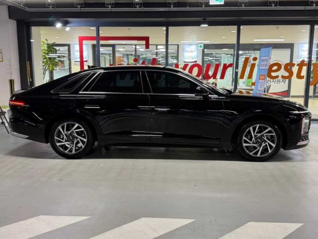 HYUNDAI Grandeur - Vista 3