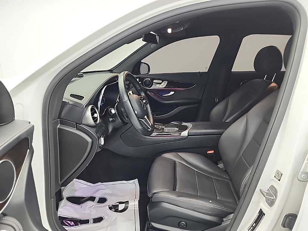 Mercedes Benz GLC Class - Vista 11