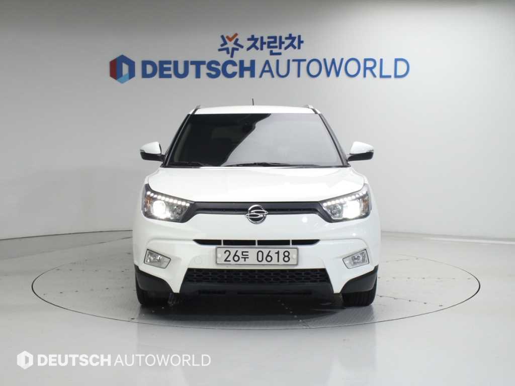 Ssangyong Tivoli - Vista 3