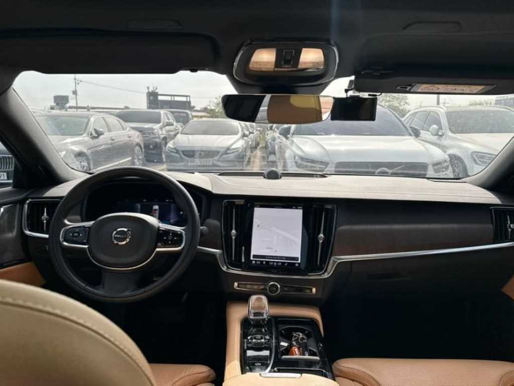 Volvo S90 - Vista 10