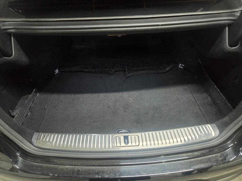 KIA K9 - Vista 11